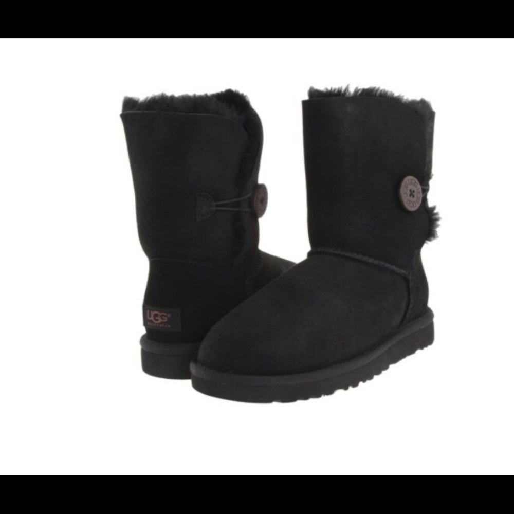 Ugg Bailey Button - image 1